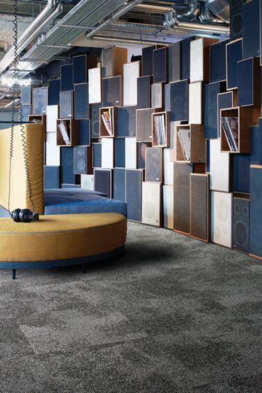 Kiliminės plytelės Composure Track - Kiliminesplyteles.lt