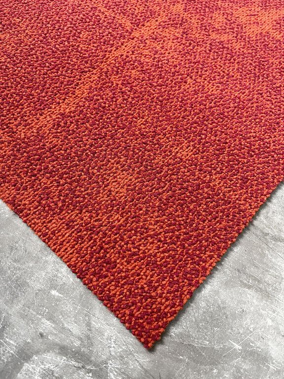 Kiliminės plytelės Ice Breaker Red - Kiliminesplyteles.lt