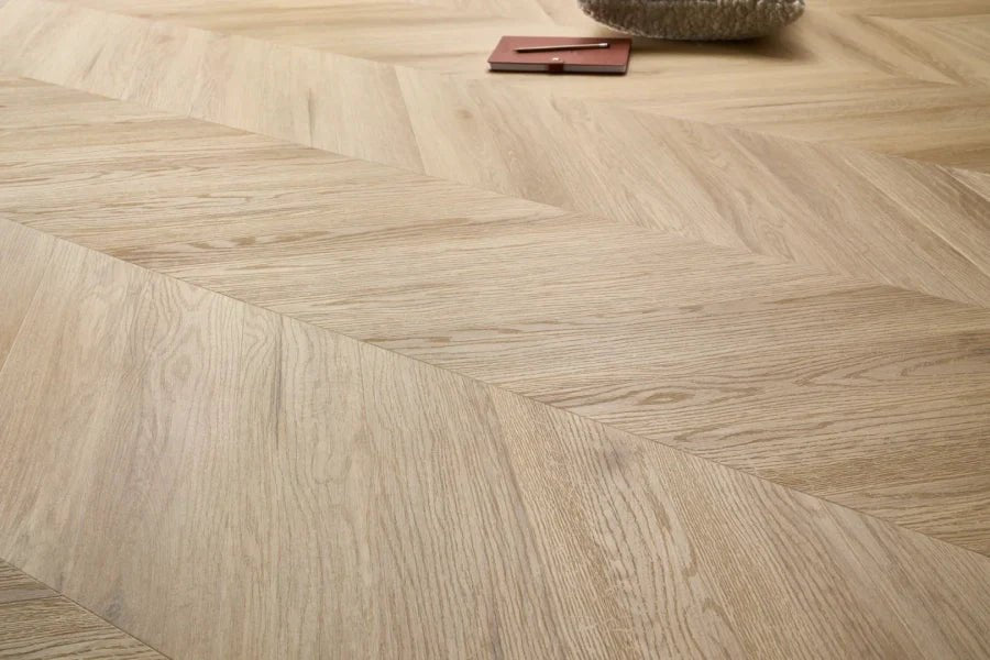 SPC Vinilinės Grindys Amaron Chevron – Harlow Oak - Kiliminesplyteles.lt